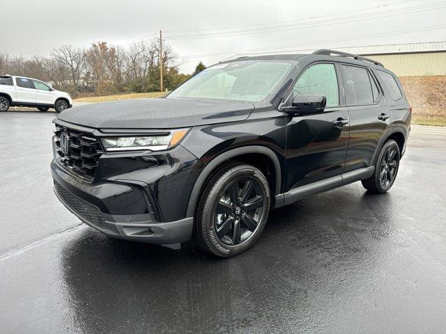 new 2025 Honda Pilot car, priced at $55,975