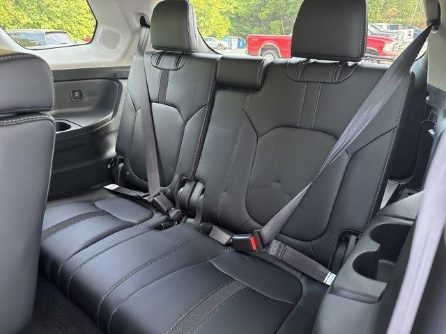 new 2025 Honda Pilot car, priced at $51,505