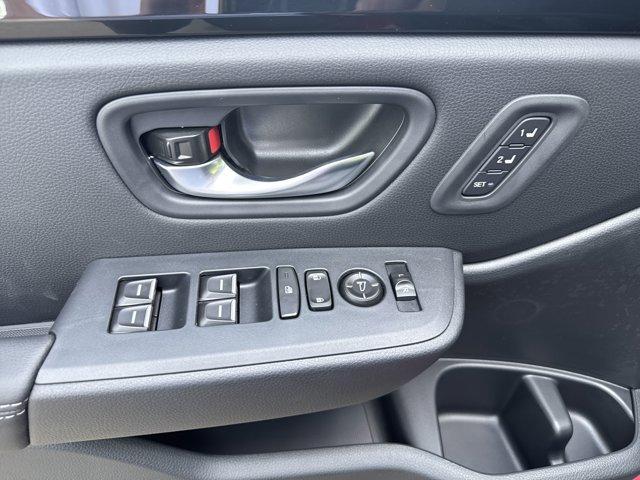 new 2025 Honda Pilot car, priced at $51,505