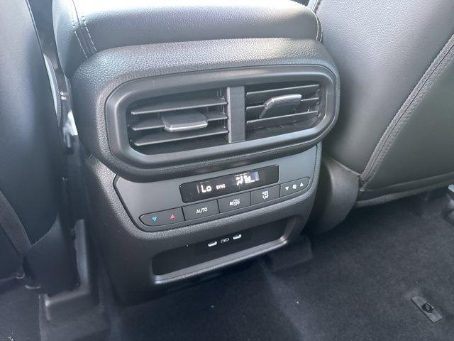 new 2025 Honda Pilot car, priced at $51,505