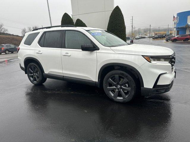 new 2025 Honda Pilot car, priced at $44,150