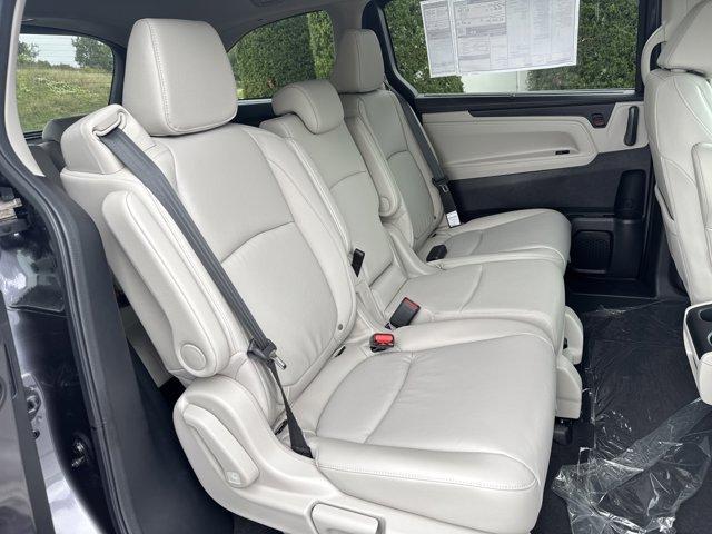 new 2026 Honda Odyssey car, priced at $45,685