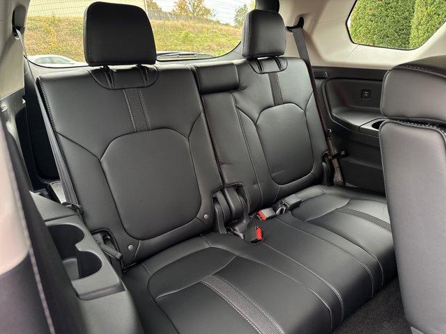 new 2025 Honda Pilot car, priced at $47,095