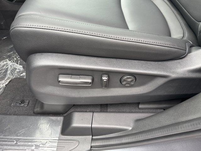 new 2026 Honda Odyssey car, priced at $44,290