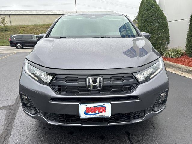 new 2026 Honda Odyssey car, priced at $44,290