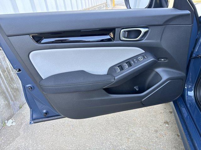 new 2025 Honda Civic Hybrid car, priced at $30,555