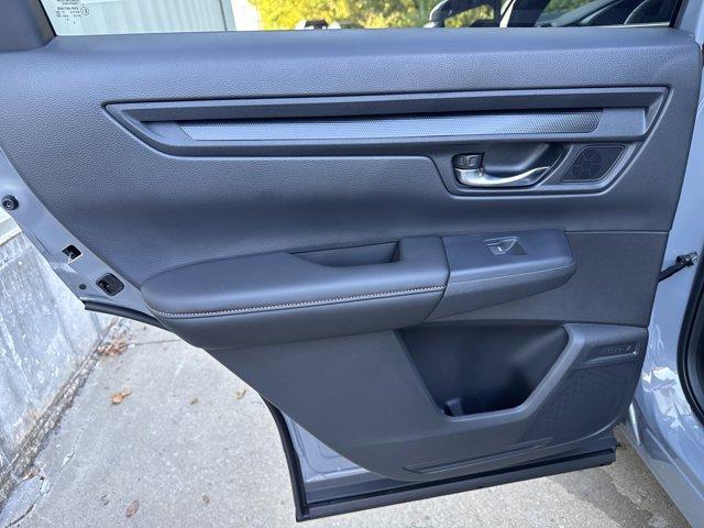 new 2026 Honda CR-V Hybrid car, priced at $40,630