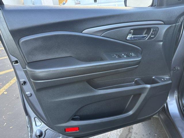 used 2021 Honda Pilot car, priced at $30,980