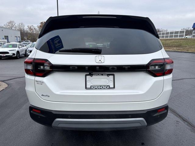 new 2025 Honda Pilot car, priced at $47,550