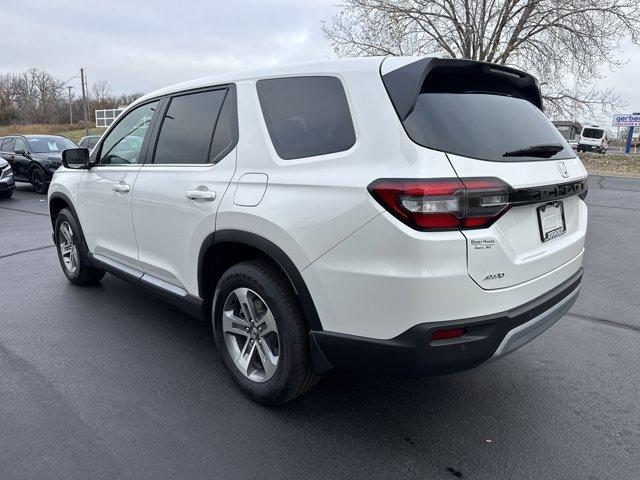 new 2025 Honda Pilot car, priced at $47,550