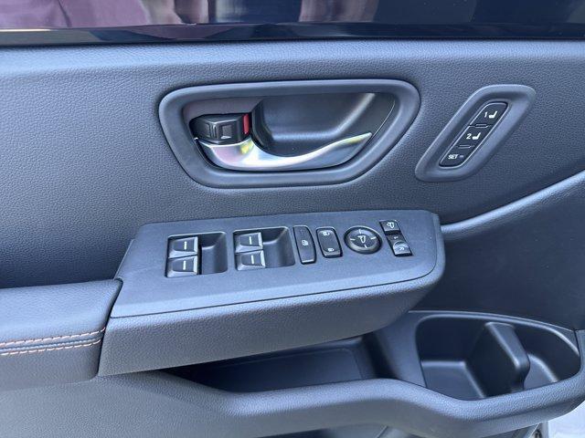new 2025 Honda Pilot car, priced at $50,895