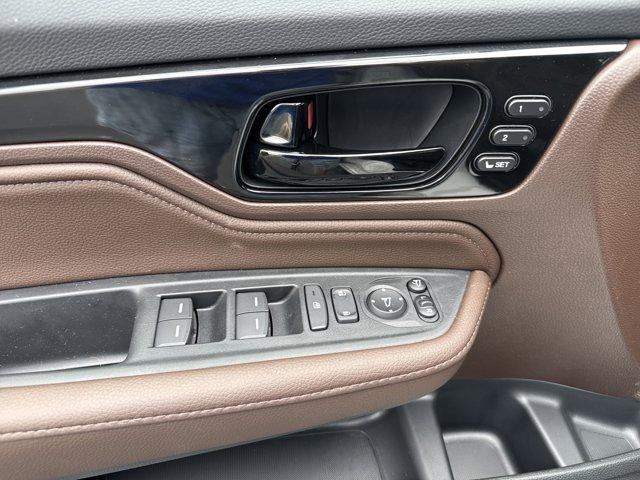 new 2025 Honda Odyssey car, priced at $53,085