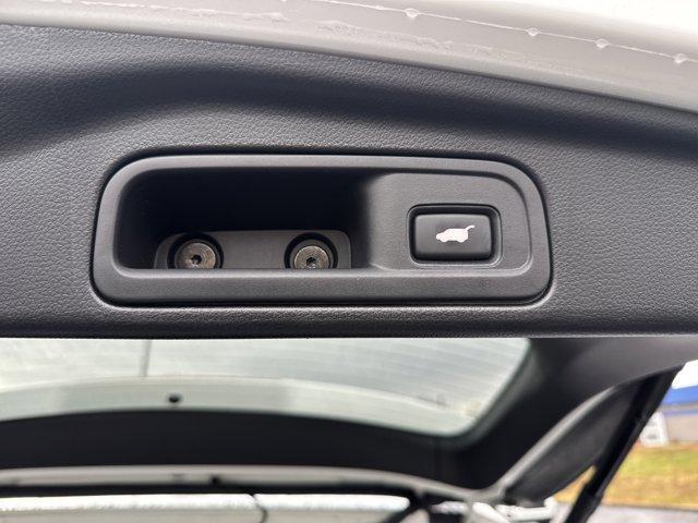 used 2022 Honda Pilot car, priced at $31,980