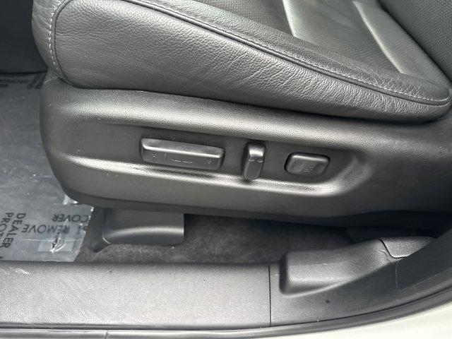 used 2022 Honda Pilot car, priced at $31,980