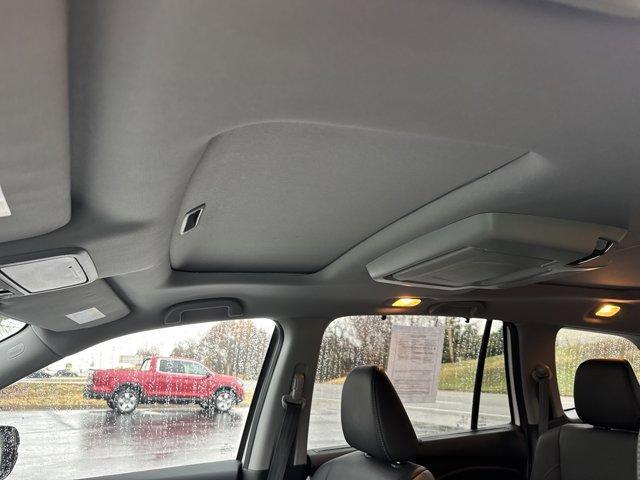 used 2022 Honda Pilot car, priced at $31,980