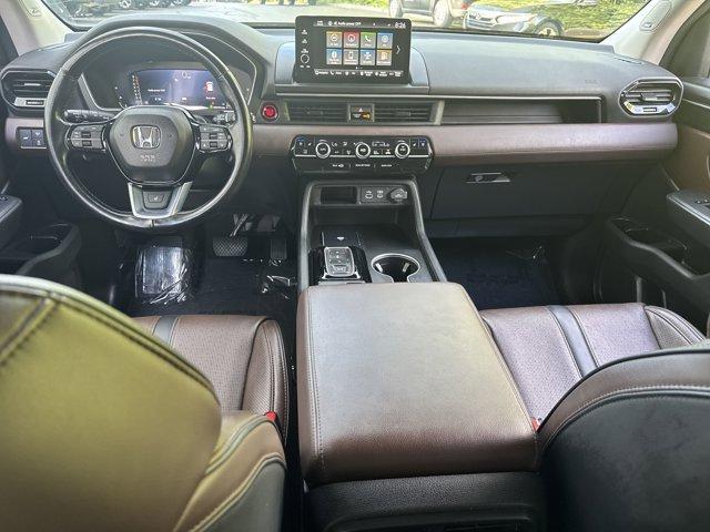 used 2023 Honda Pilot car, priced at $46,980
