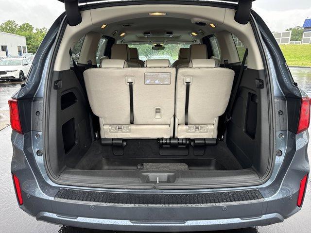 used 2025 Honda Odyssey car, priced at $48,980