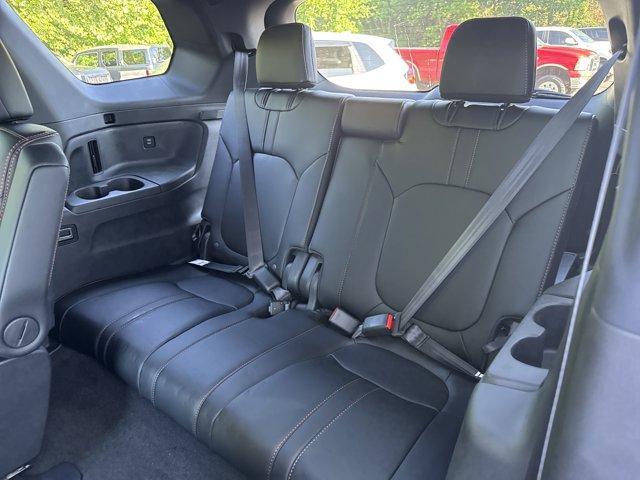 new 2025 Honda Pilot car, priced at $51,305