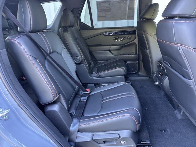 new 2025 Honda Pilot car, priced at $51,305