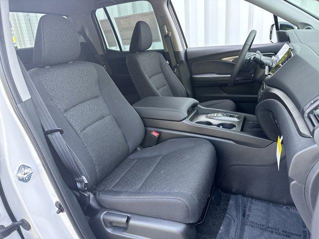 new 2025 Honda Ridgeline car, priced at $42,055