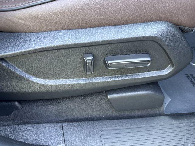 used 2025 Honda Pilot car, priced at $50,980