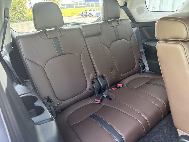 used 2025 Honda Pilot car, priced at $50,980