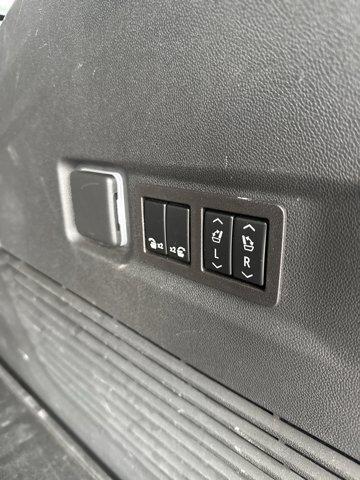 used 2023 GMC Yukon XL car, priced at $71,980