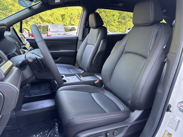new 2026 Honda Odyssey car, priced at $45,845