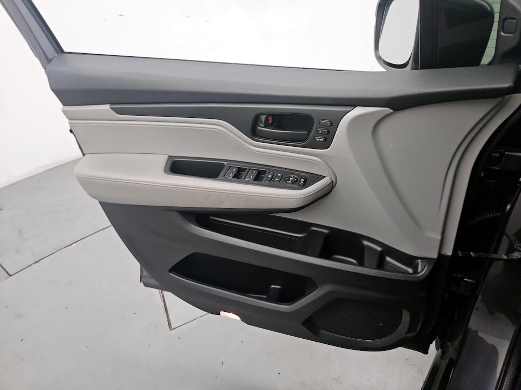 used 2020 Honda Odyssey car, priced at $27,998