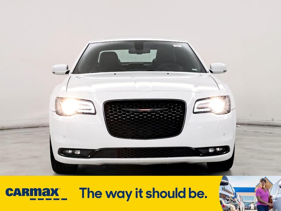 used 2022 Chrysler 300 car, priced at $26,998