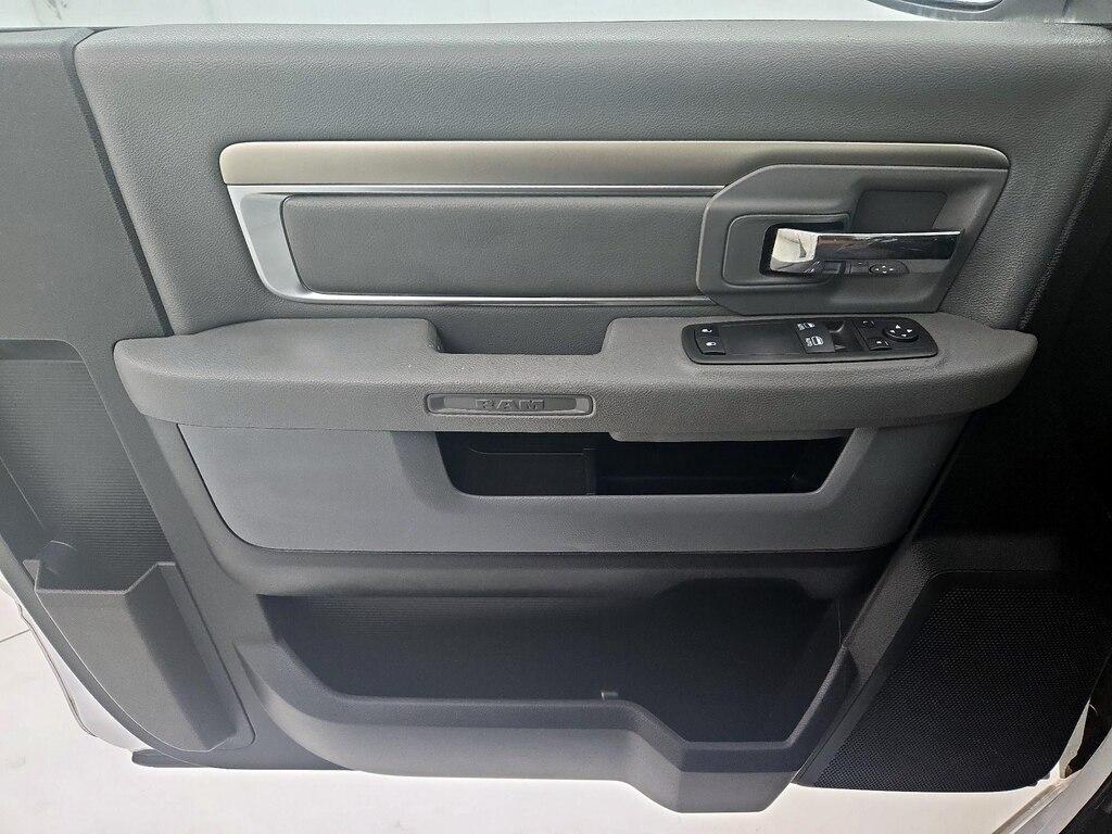 used 2020 Ram 1500 Classic car, priced at $18,998