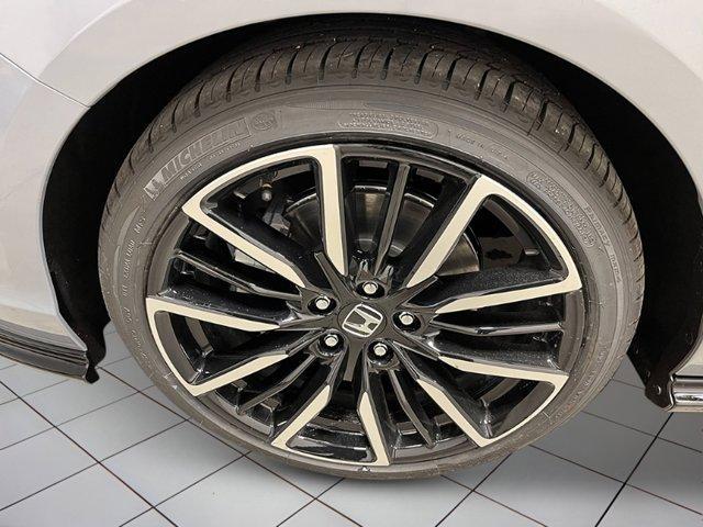 new 2025 Honda Accord Hybrid car