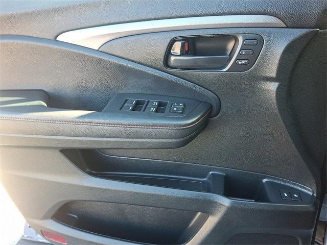 used 2022 Honda Passport car, priced at $32,998