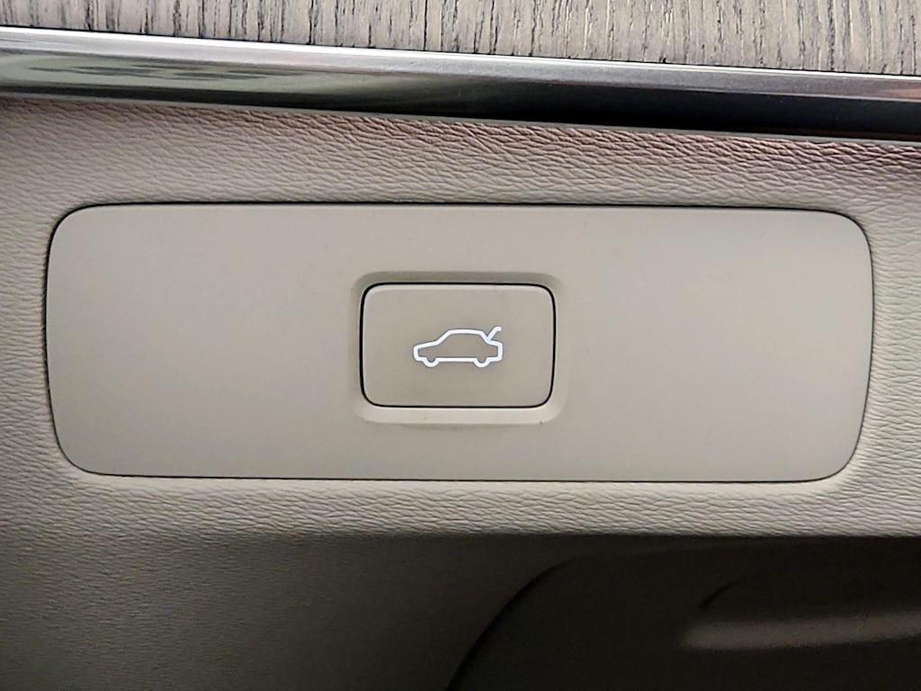 used 2024 Volvo XC90 car, priced at $60,998