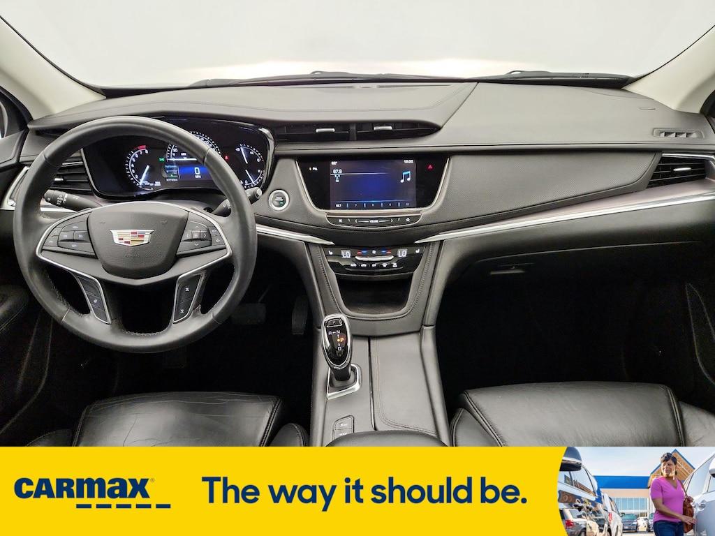 used 2017 Cadillac XT5 car, priced at $20,998
