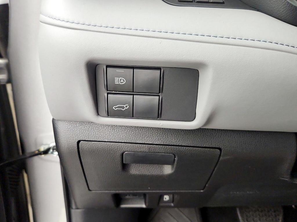 used 2022 Toyota Highlander car, priced at $41,998