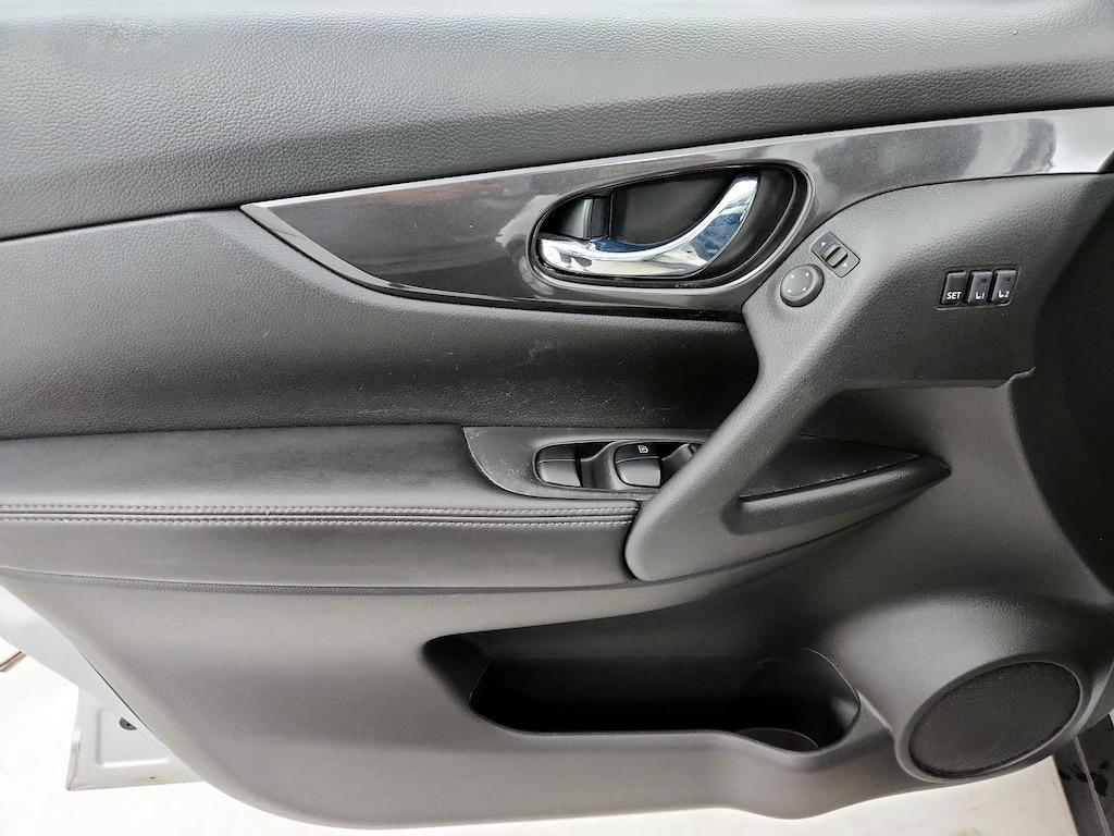 used 2018 Nissan Rogue car, priced at $18,998