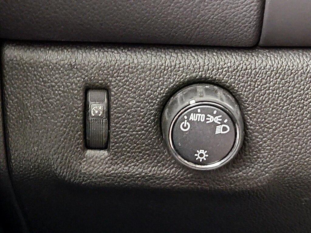 used 2022 Chevrolet Colorado car, priced at $22,998