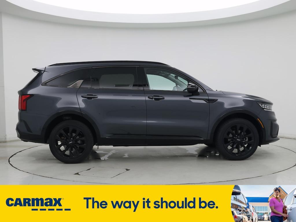 used 2022 Kia Sorento car, priced at $30,998