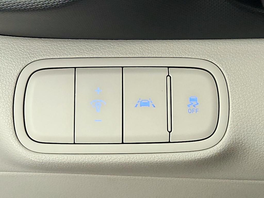 used 2022 Hyundai Venue car, priced at $19,998