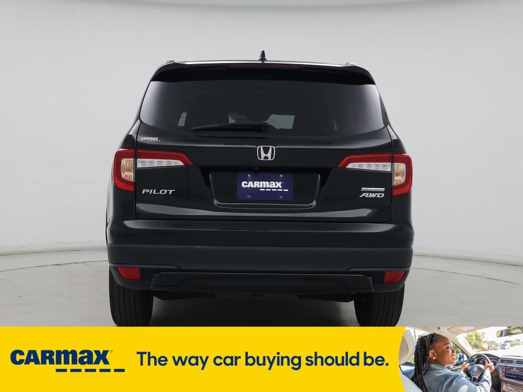 used 2022 Honda Pilot car, priced at $34,998