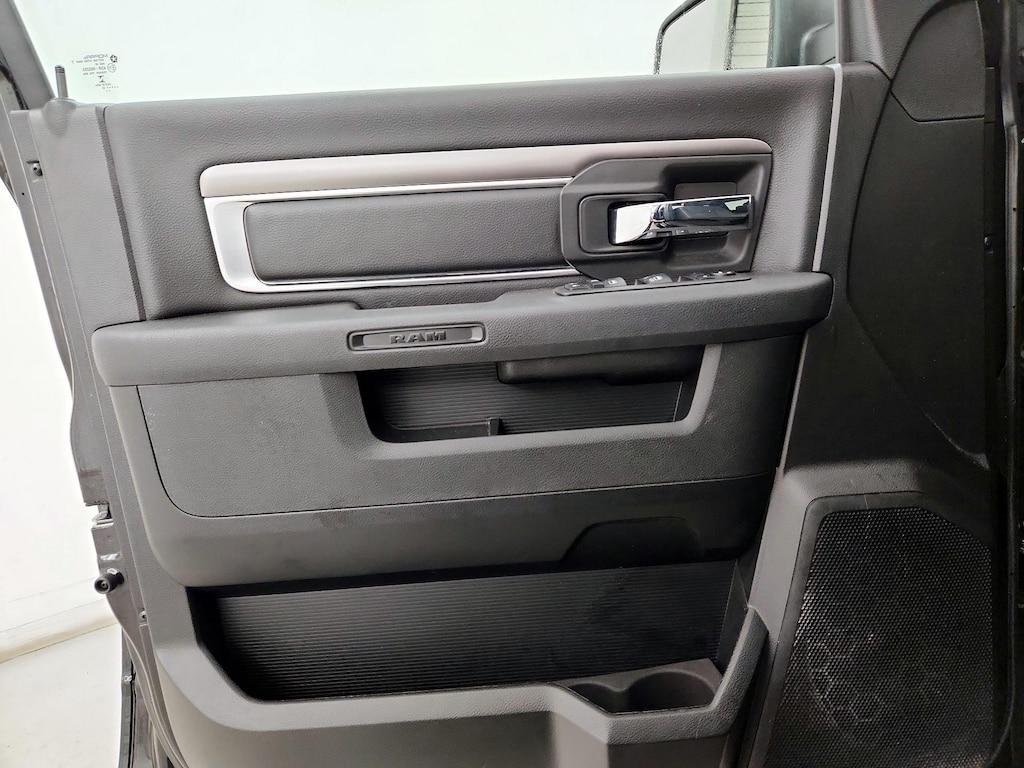 used 2022 Ram 1500 Classic car, priced at $32,998