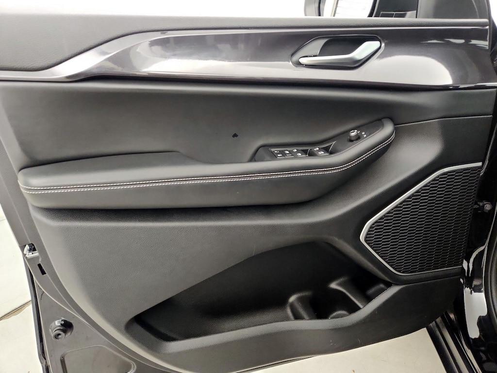 used 2022 Jeep Grand Cherokee car, priced at $29,998