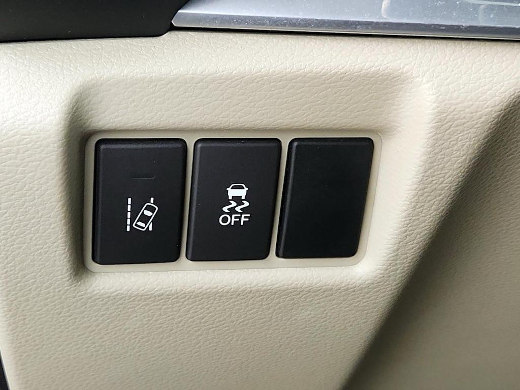 used 2016 Acura MDX car, priced at $17,998
