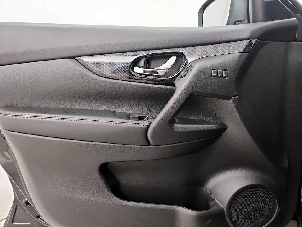 used 2020 Nissan Rogue car, priced at $23,998