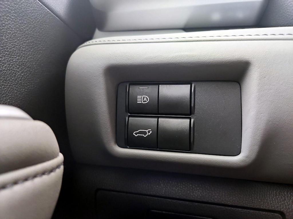 used 2021 Toyota Highlander car, priced at $36,998