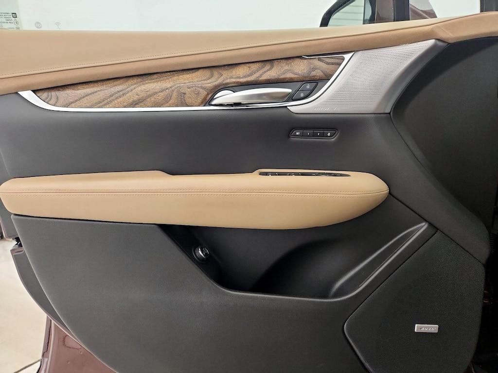 used 2022 Cadillac XT5 car, priced at $36,998