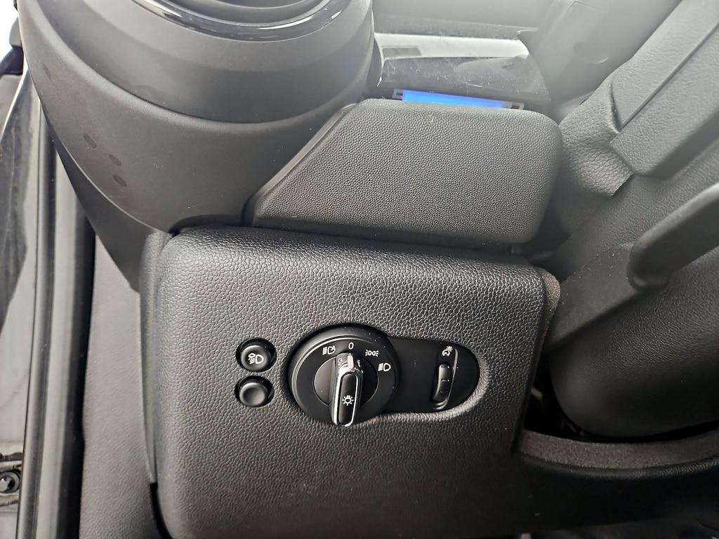 used 2022 MINI Hardtop car, priced at $19,998