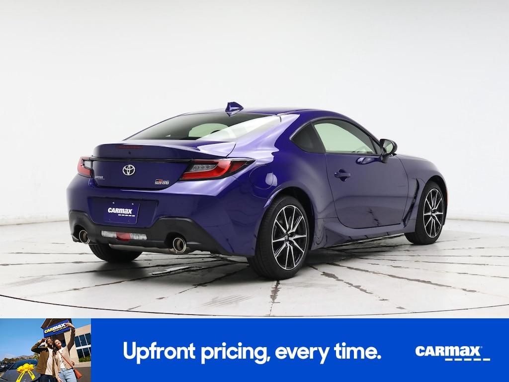 used 2025 Toyota GR86 car, priced at $31,998