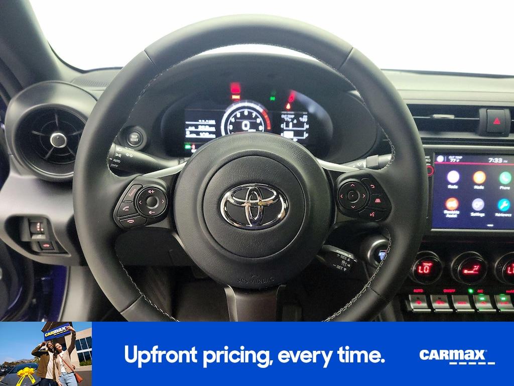 used 2025 Toyota GR86 car, priced at $31,998